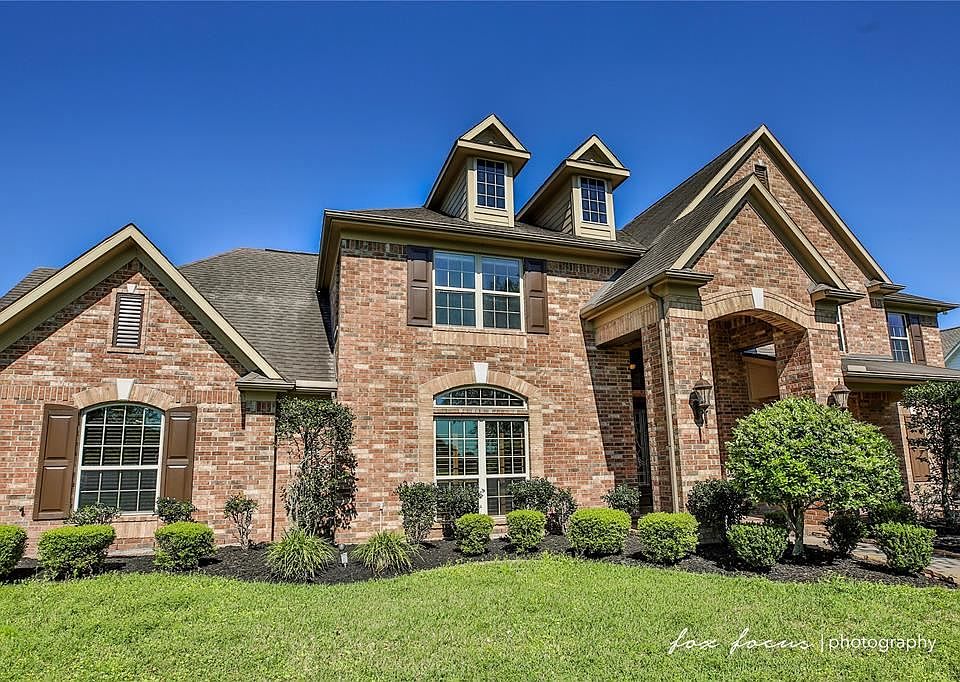 1st image of 3914 Sunset Terrace Dr