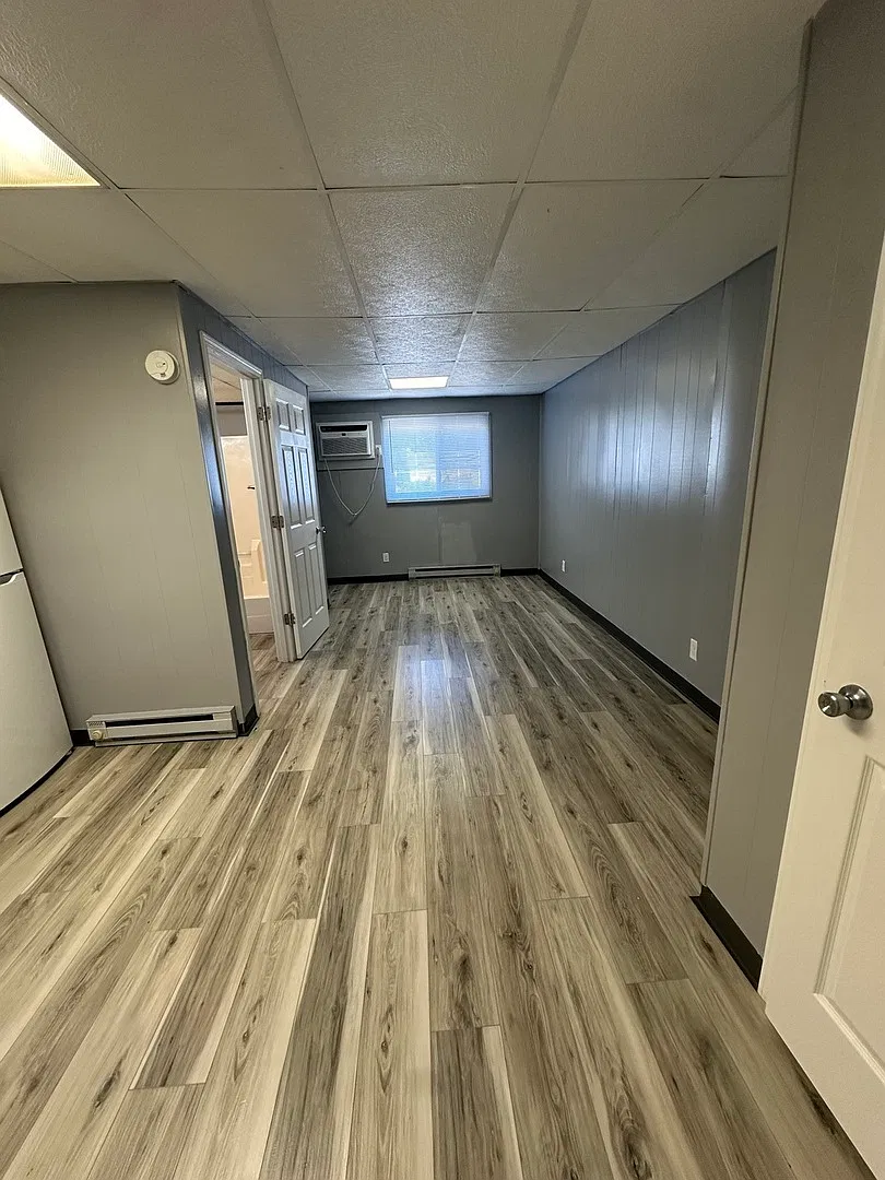 Studio, 400 sqft, $1,000 — Photo 4