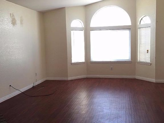 2nd image of 13435 Driftwood Dr