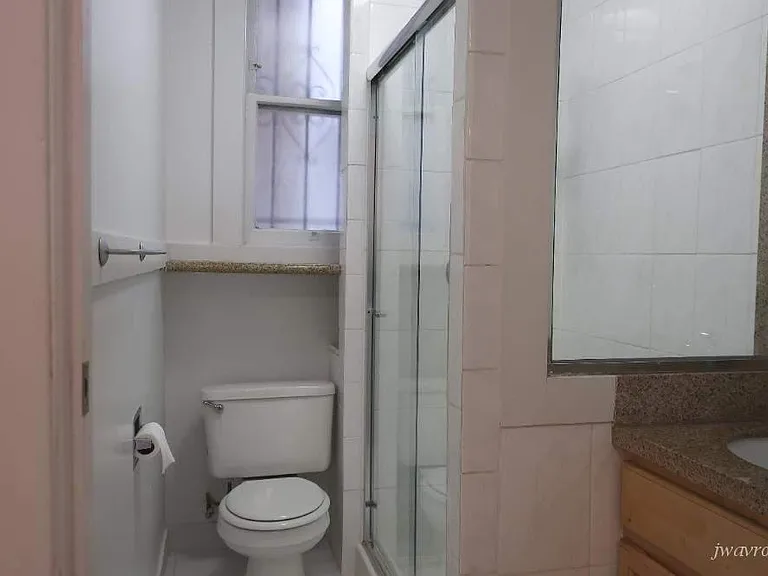 2852 California St #10 — Photo 13