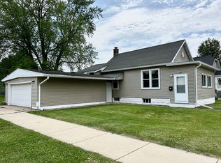 105 W 2nd St, Spring Valley, IL 61362