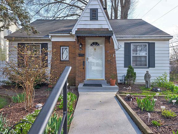 2nd image of 1059 Waggoner Ave