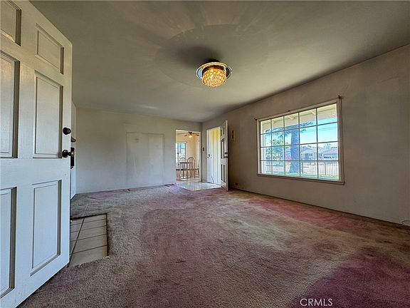 2nd image of 9255 Rio Dell St