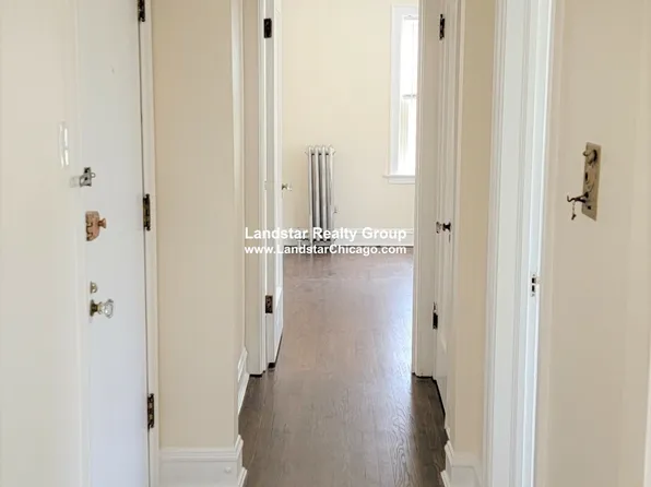 5230 N Rockwell St #2, Chicago, IL 60625