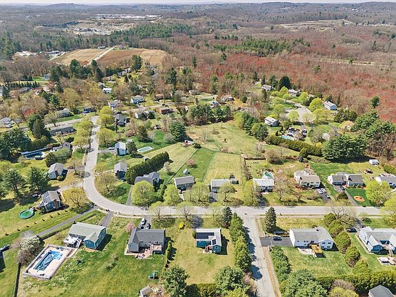 4th image of 49 Hamilton Rd