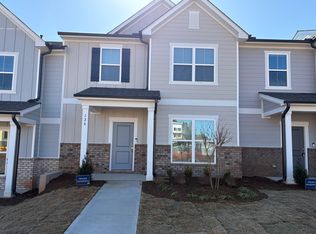 124 Abbots Mill Dr, Raleigh, NC 27603