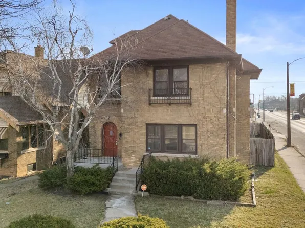 2704 North 46th STREET, Milwaukee, WI 53210