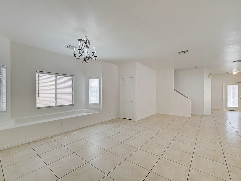 8918 Houston Ridge Ave — Photo 3
