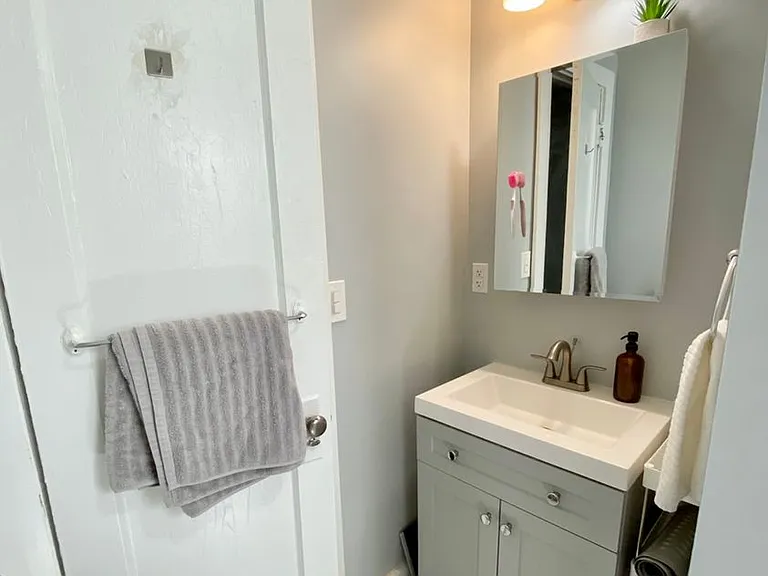 275 South Allen St — Photo 4