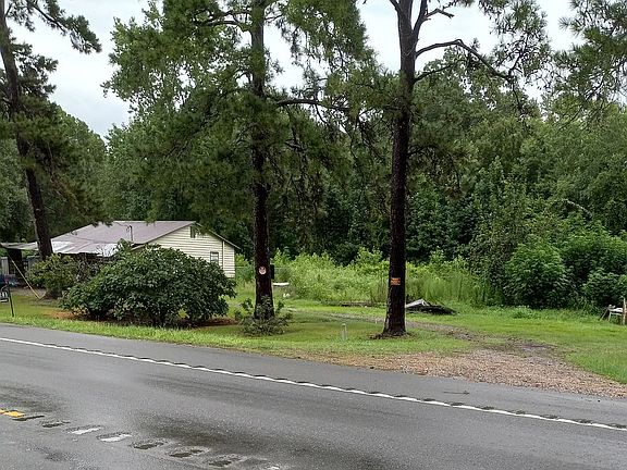 2nd image of 1264 Highway 13
