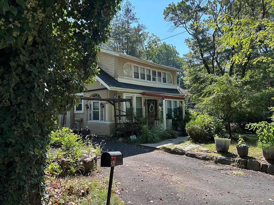1st image of 8321 Thomson Rd