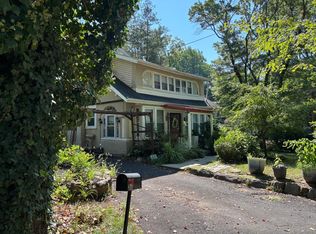 8321 Thomson Rd, Elkins Park, PA 19027