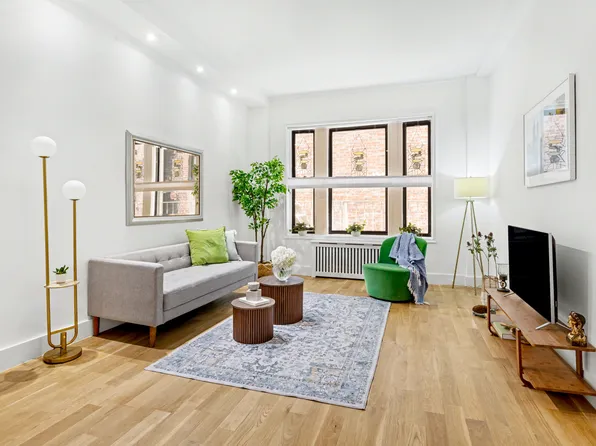 265 Riverside Drive image 1 of 8