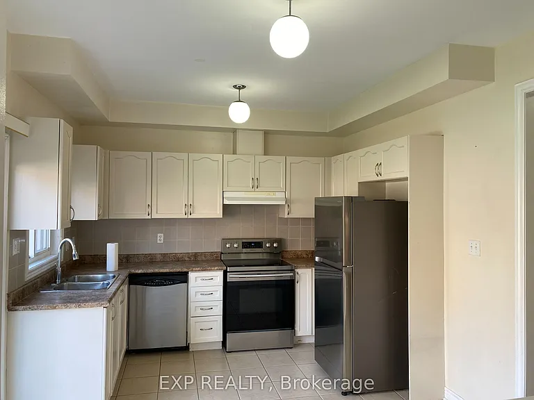 303 Andrews Trl — Photo 6