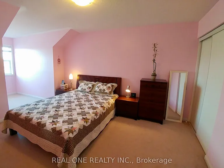 667 Bennett Blvd — Photo 14