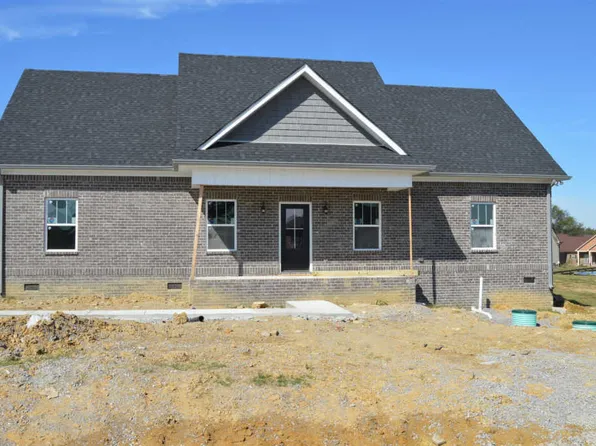 5202 Everest Dr, Chapel Hill, TN 37034