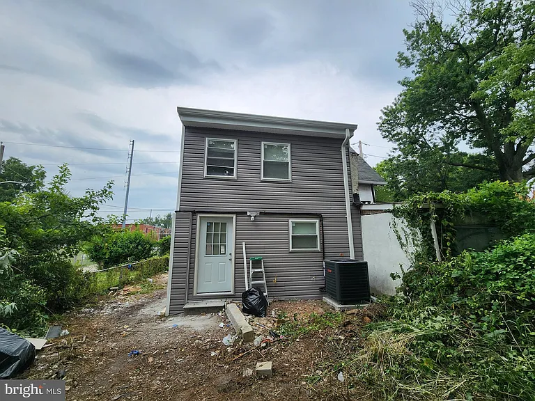 523 Wellesley St — Photo 28
