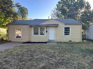 1014 Pineridge St, Wichita, KS 67218