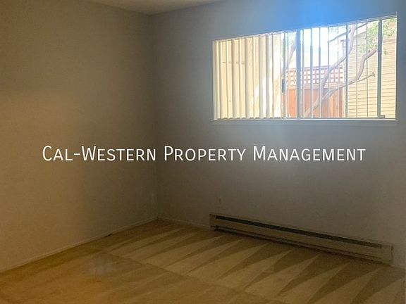 5th image of 880 Willow St #15