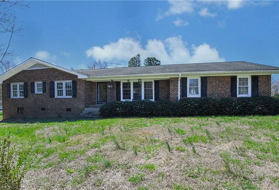 1st image of 2153 Colony Rd