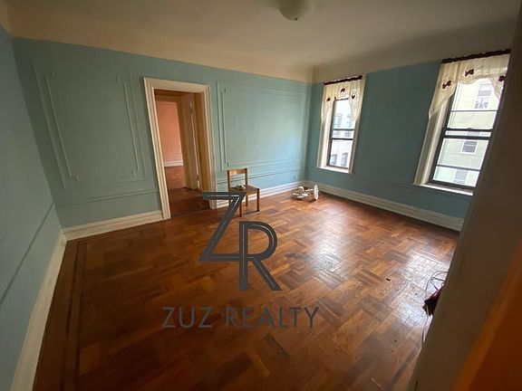 3rd image of 645 E 2nd St #D3