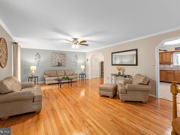 5th image of 19 Cannon Knolls Dr