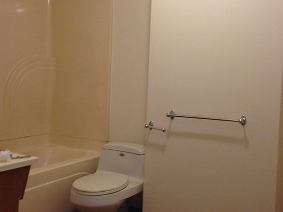 4th image of 833 County St #1