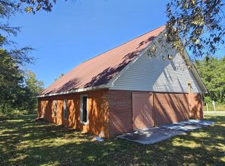 304 County Road 801, Etowah, TN 37331