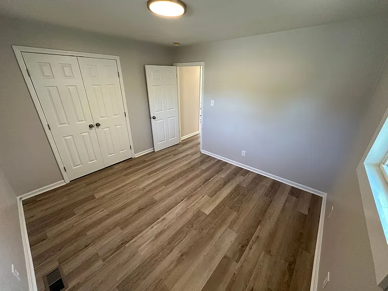 116 N Tarver Ave — Photo 7