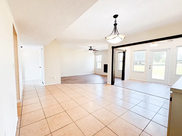 18102 Sandalwood Dr #102 — Photo 23