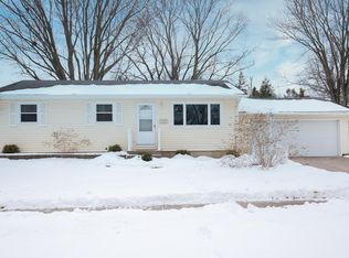 1919 W 46th St, Davenport, IA