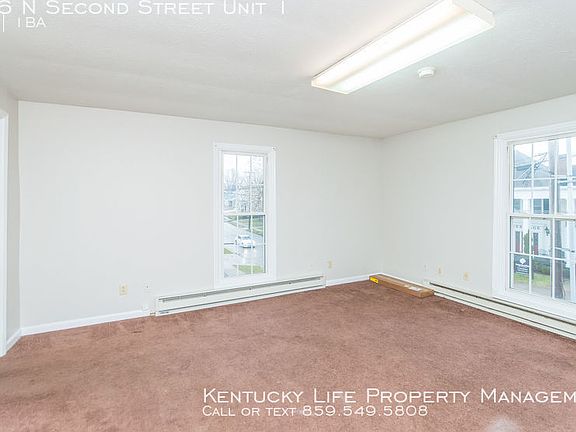 4th image of 236 N 2nd St Ste 1