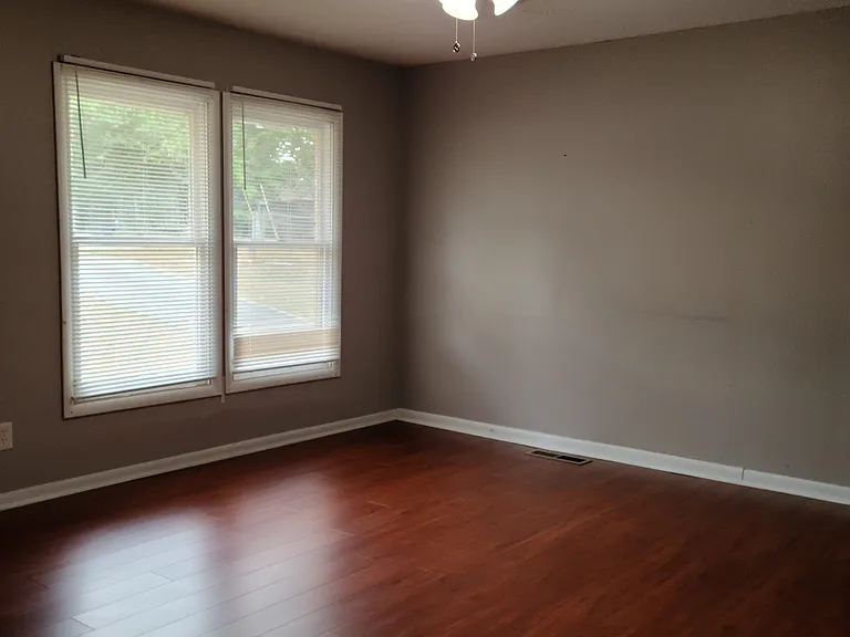 8320 Kendrick Rd — Photo 4