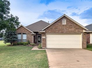 21950 Homesteaders Pl, Edmond, OK 73012