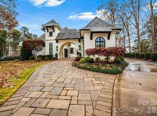 15503 Fishermans Rest Ct, Cornelius, NC 28031