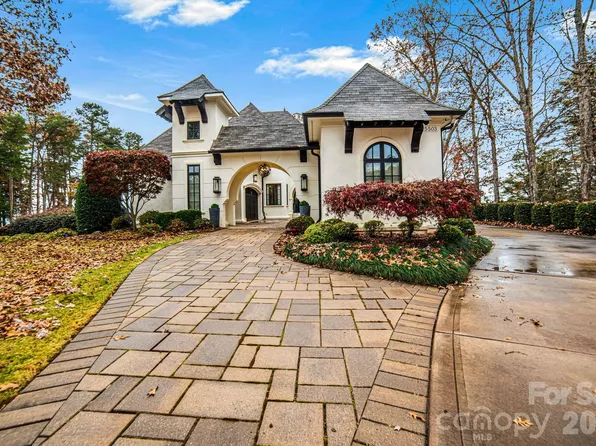 15503 Fishermans Rest Ct, Cornelius, NC 28031