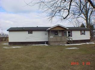 3955 Smith Crossing Rd, Freeland, MI 48623