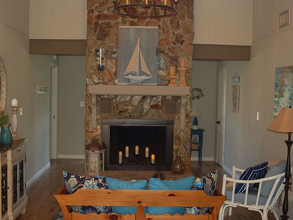 2nd image of 12423 Blue Heron Way
