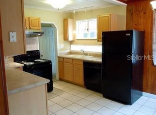 305 E 11th Ave, Mount Dora, FL 32757