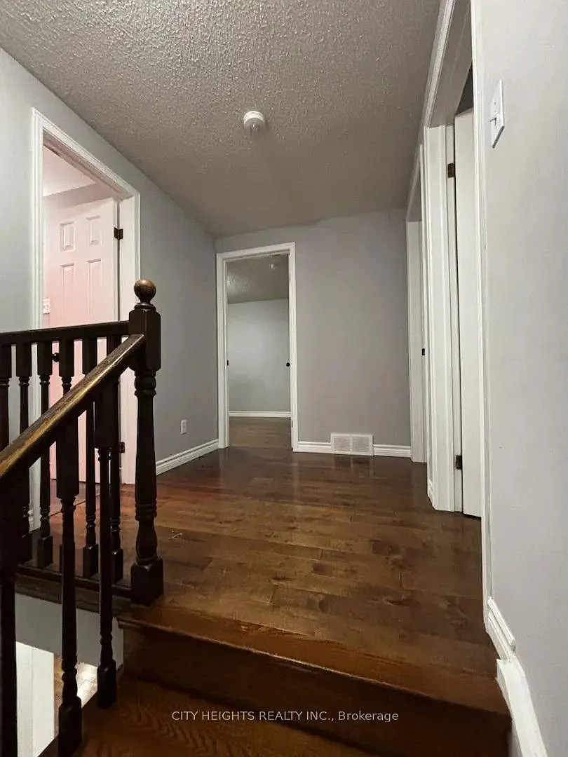 3 bed, $2,850 — Photo 3