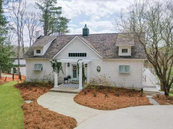 16414 Moneta Rd, Moneta, VA 24121