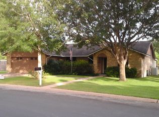 3008 La Vista Ave, Bay City, TX 77414