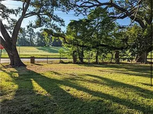 19 Research Dr., Harahan, LA 70123