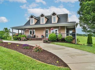 10 Benzington Way, Leicester, NC 28748