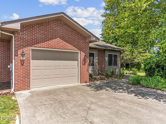 3rd image of 21 Rivers Ct