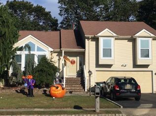 31 Metedeconk Rd, Howell, NJ 07731