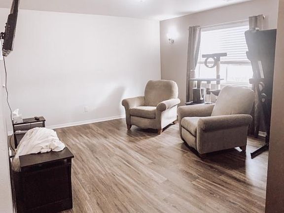 3rd image of 3372 E Lashawn Ct #106