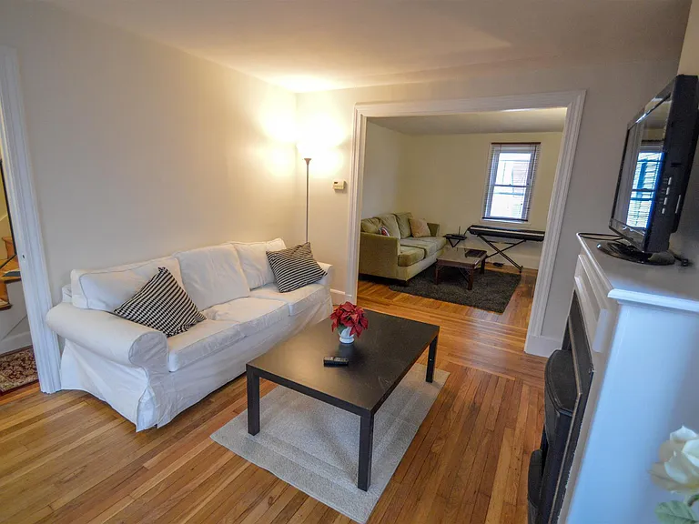 218 Norfolk St — Photo 6