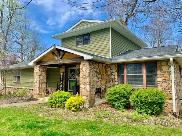 132 Tara Ln, New Castle, IN 47362