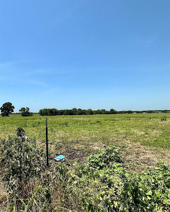 1st image of County Road 4108